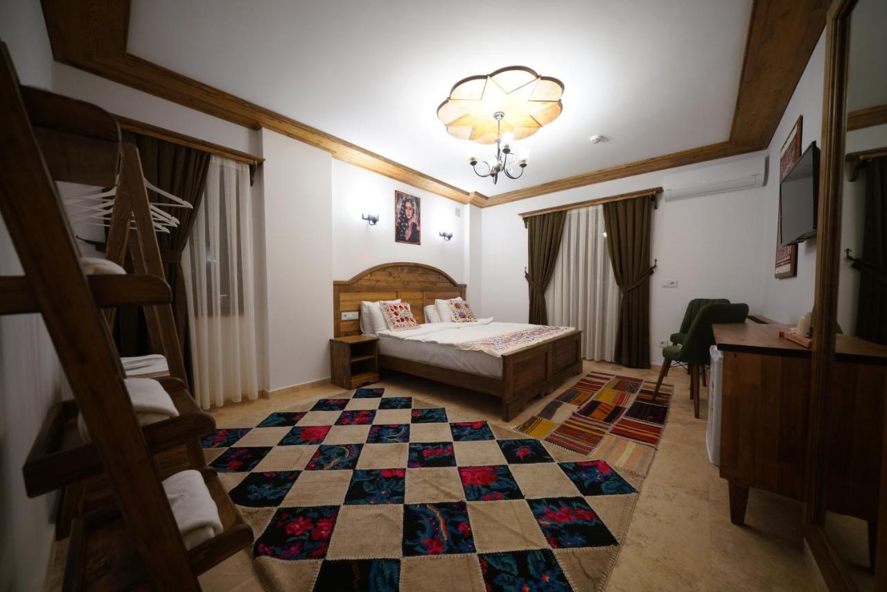 גורמה Pashahan Hotel מראה חיצוני תמונה