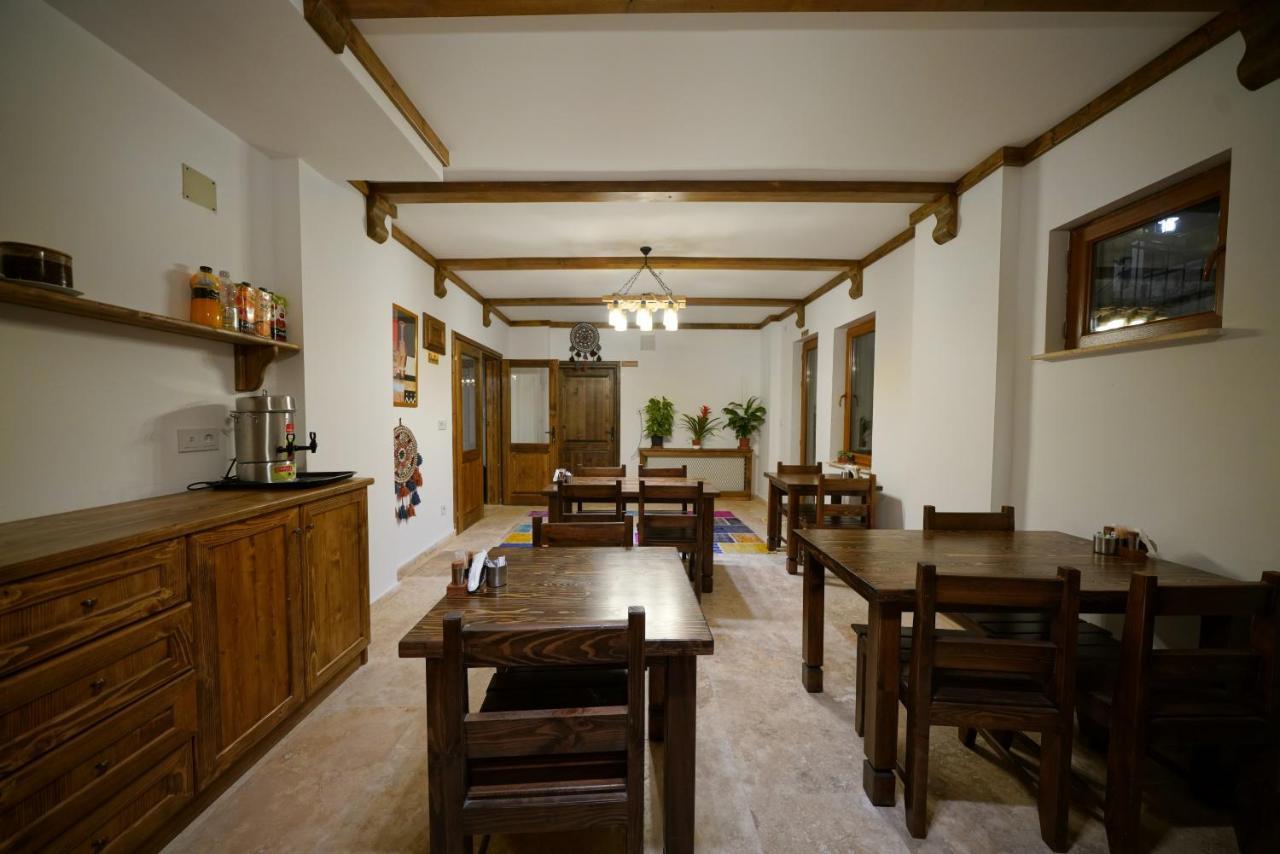 גורמה Pashahan Hotel מראה חיצוני תמונה